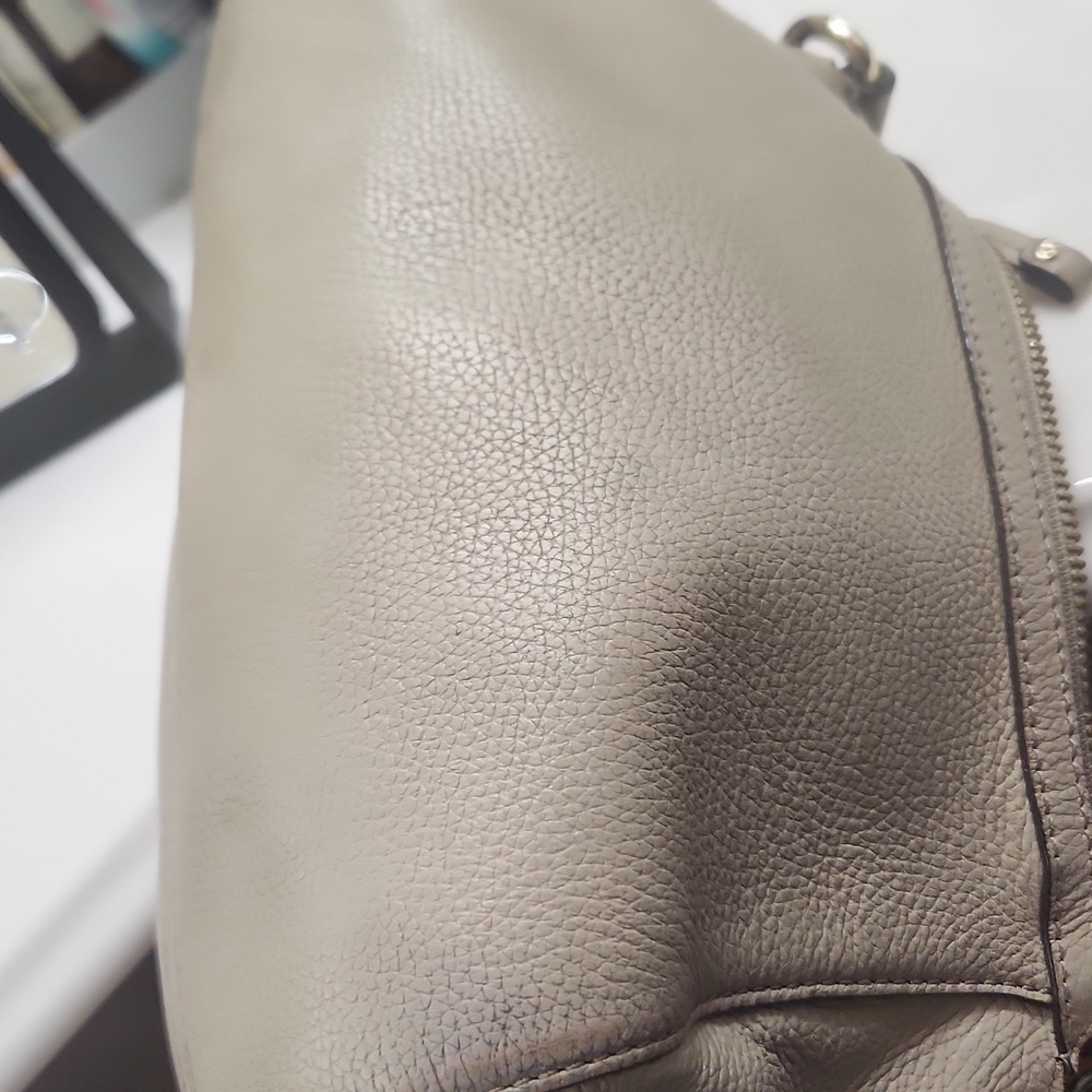 Kate Spade - Picture 3 of 4